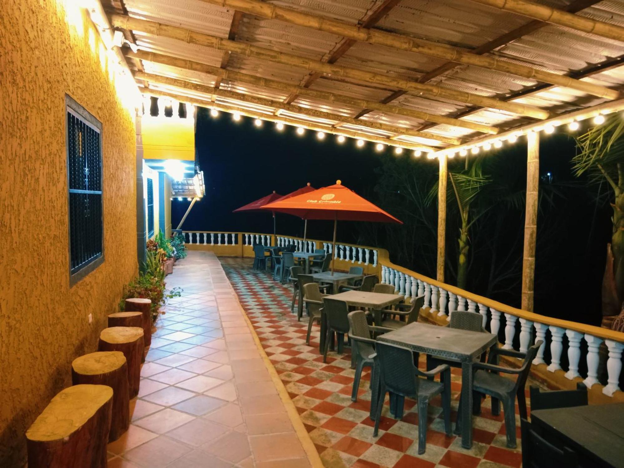 Vista Hermosa Eco Hostal Carmen de Viboral ภายนอก รูปภาพ