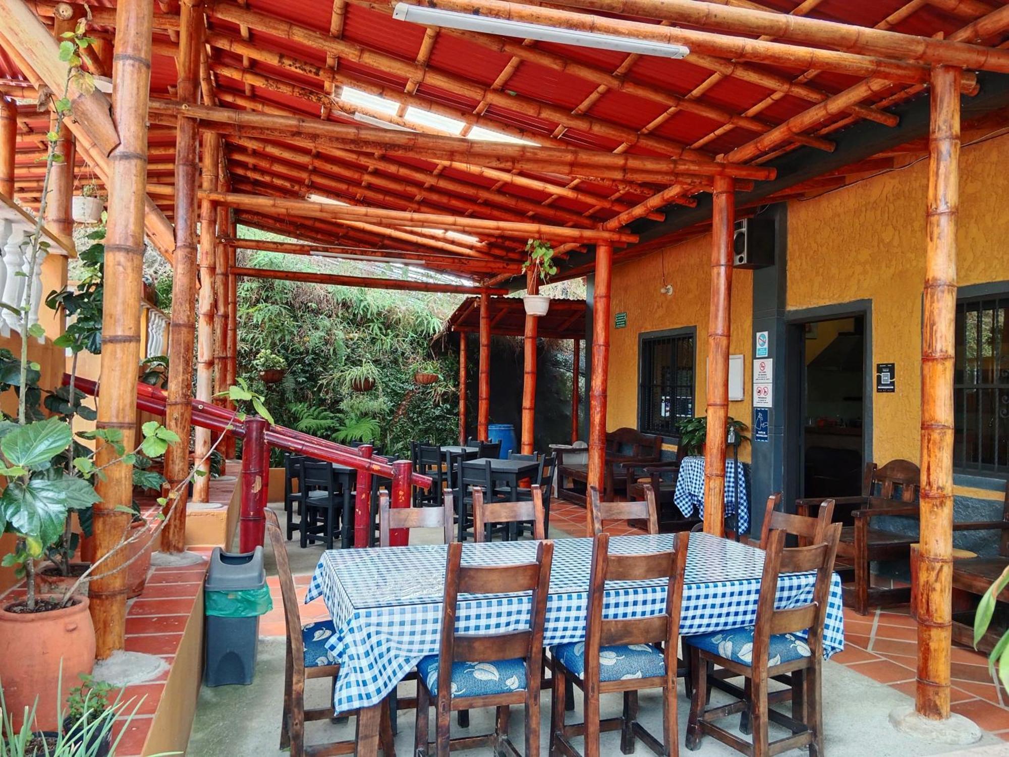 Vista Hermosa Eco Hostal Carmen de Viboral ภายนอก รูปภาพ